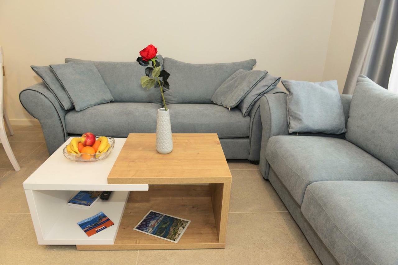 Ralux Apartman Tivat Buitenkant foto