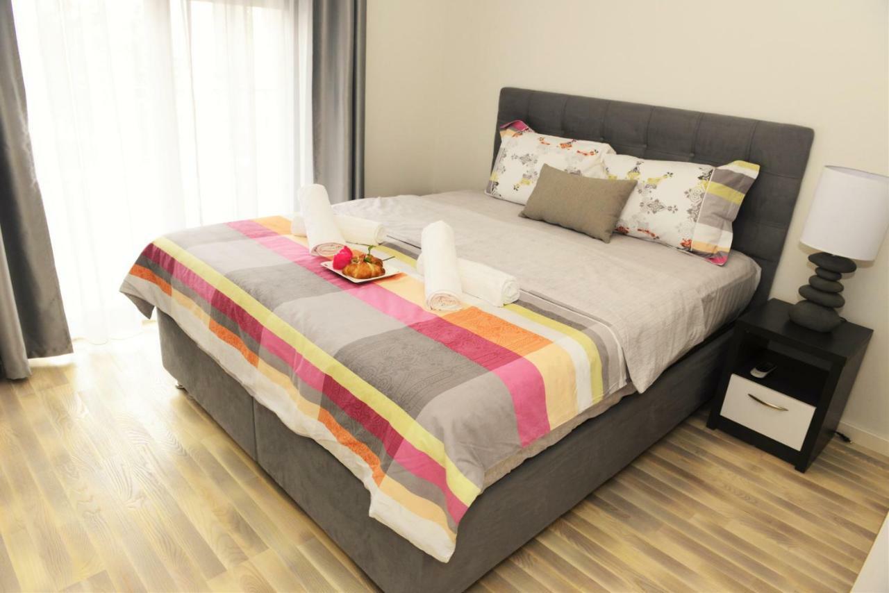Ralux Apartman Tivat Buitenkant foto