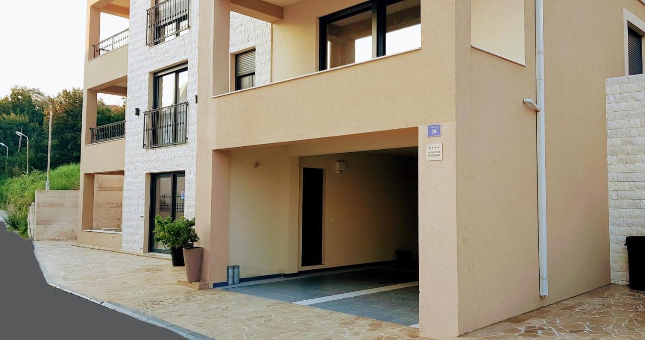 Ralux Apartman Tivat Buitenkant foto